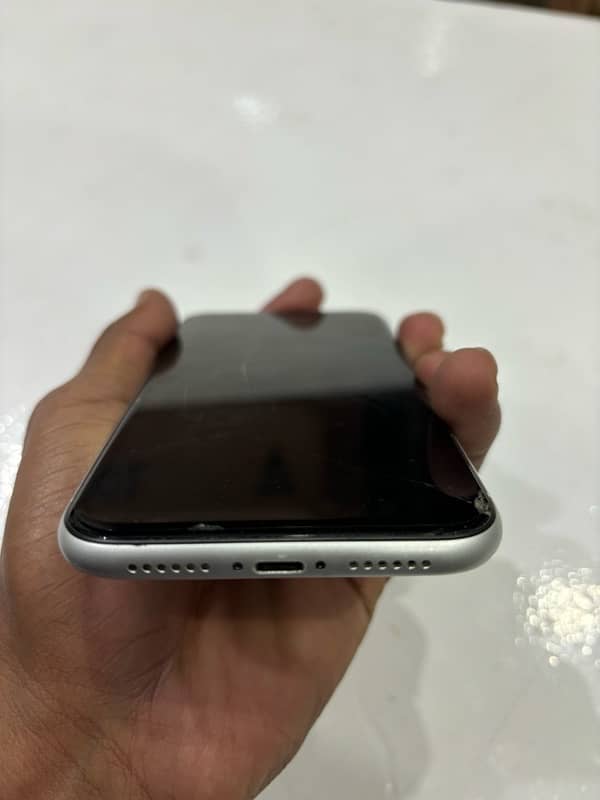 iphone XR 3