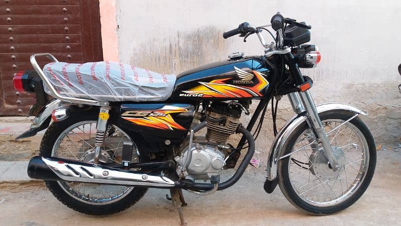 HONDA125 Model 2021 Hyderabad number ha urgent sell no sms only phone 2