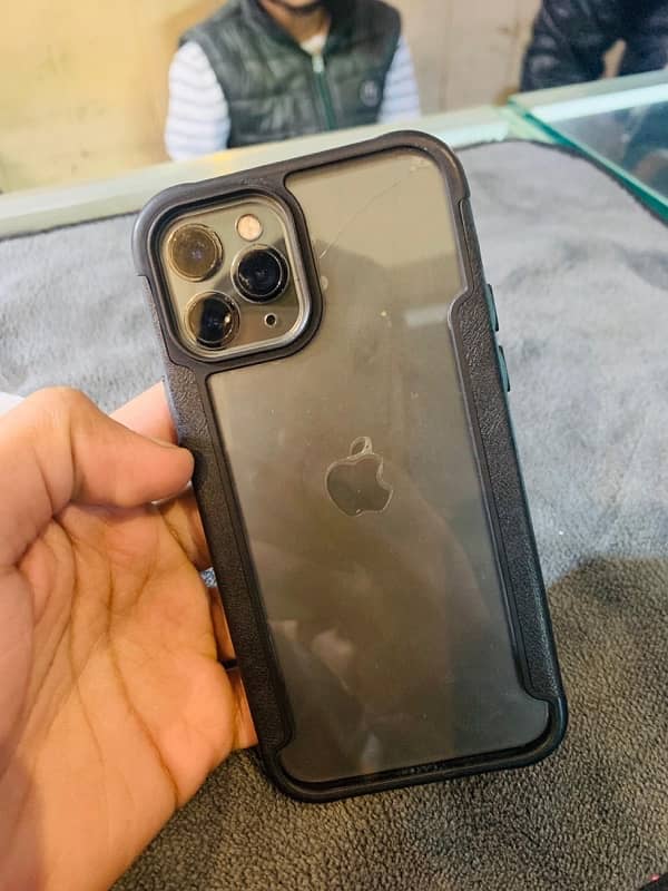 iPhone 11 Pro 64gb 4