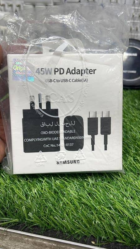 Samsung 45watt Superfast Charger 0