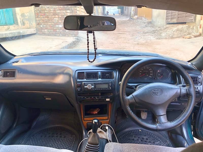 Toyota Corolla 2.0 D 2000 5