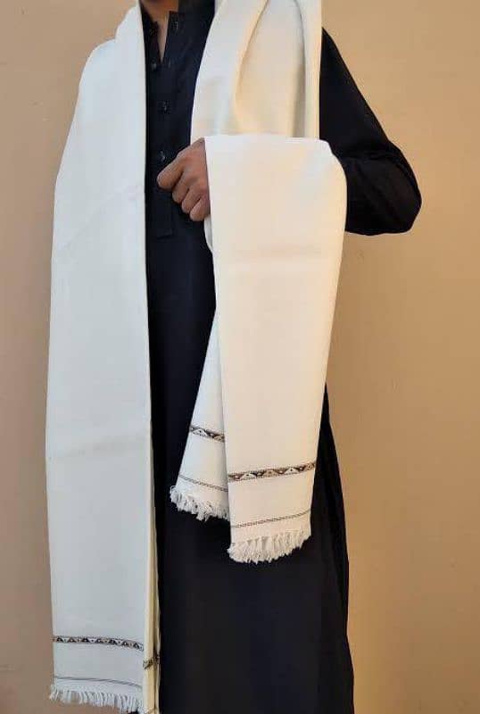 *Product Name*: 1 Pc Men's Woolen Plain Shawl *Product Description 1