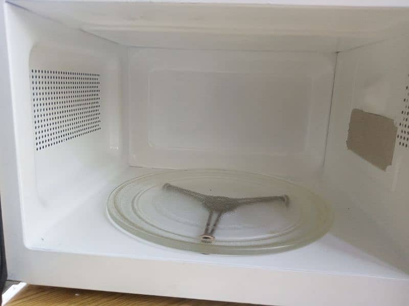 microwave oven 1