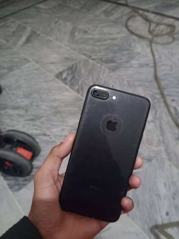 Iphone 7 Plus In *Good Condition* Pta Approved* 1