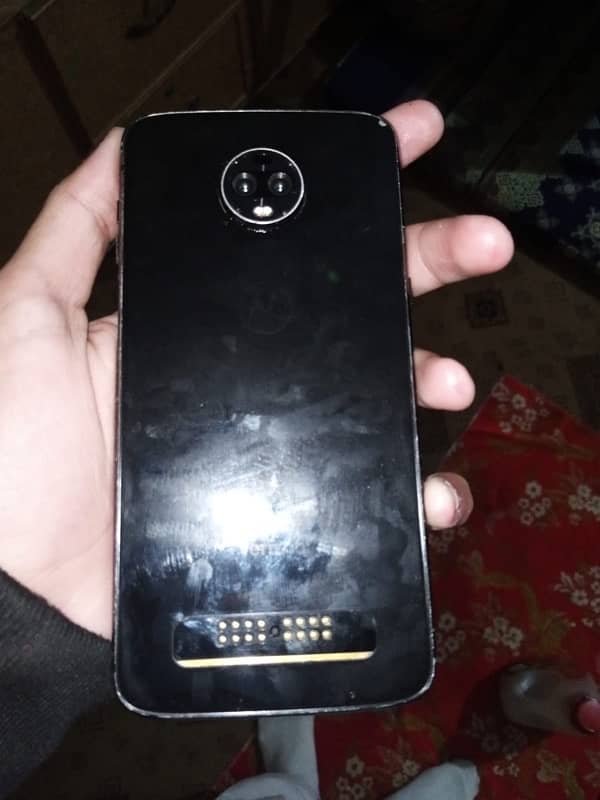 moto z3 0