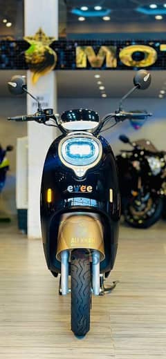 evee nisa electric scooty /security system installed