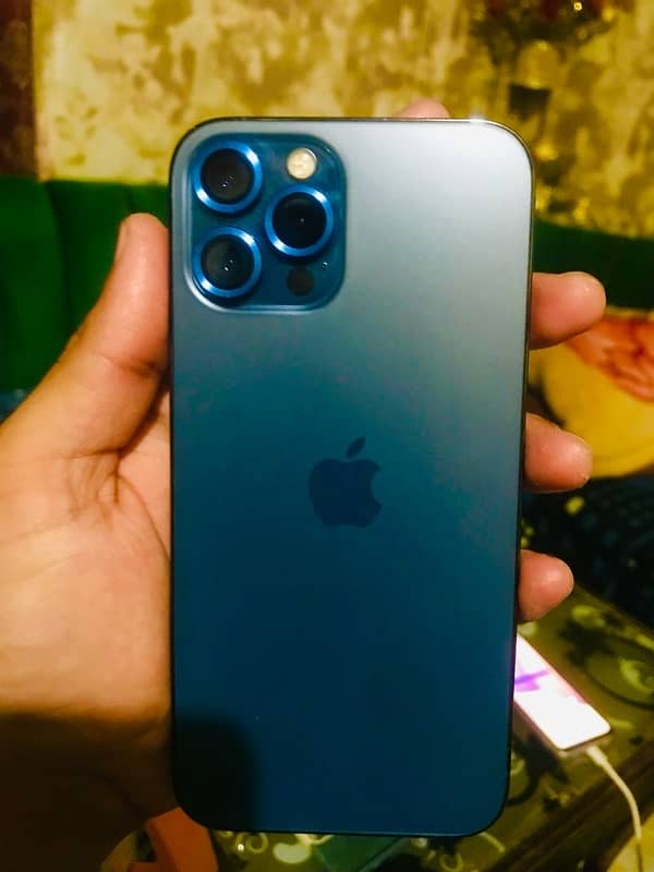 I phone 12 pro max Blue coloure JV 1