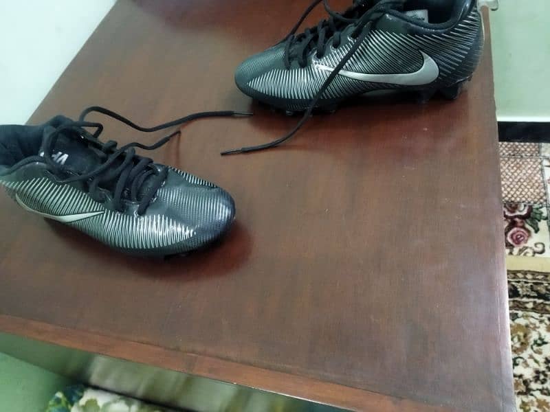 football shoes 1