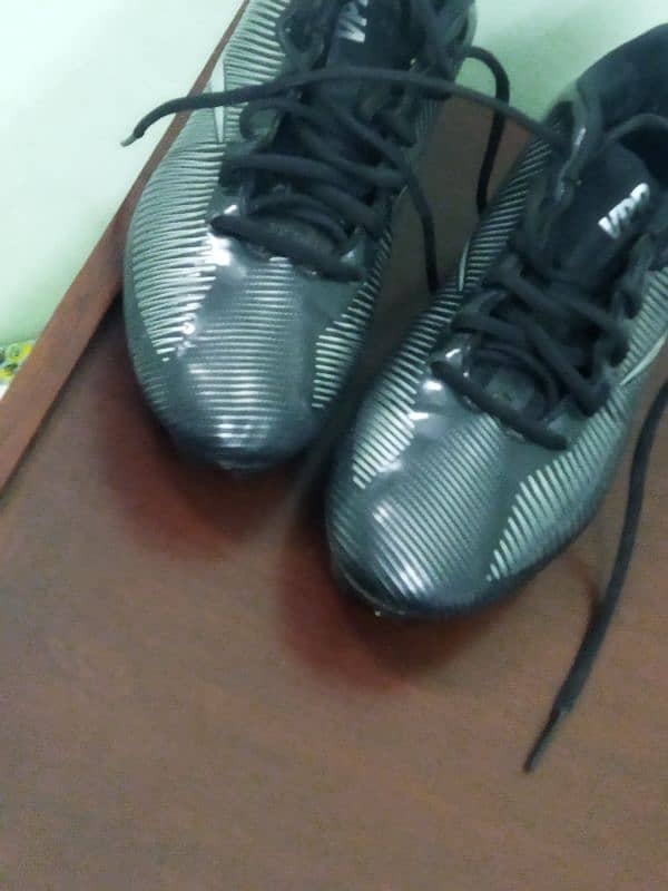 football shoes 6