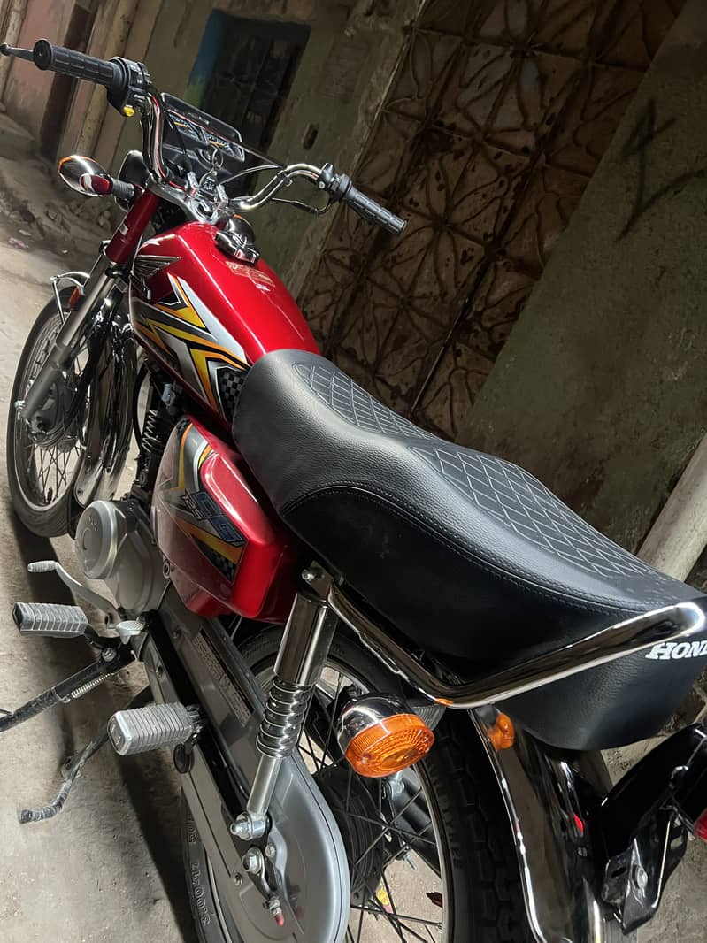 Honda CG 125 2025 1