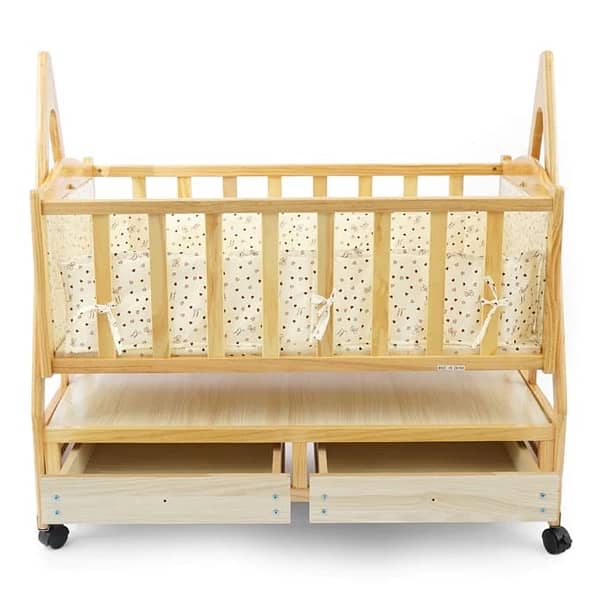 Baby swing cort , crib 1