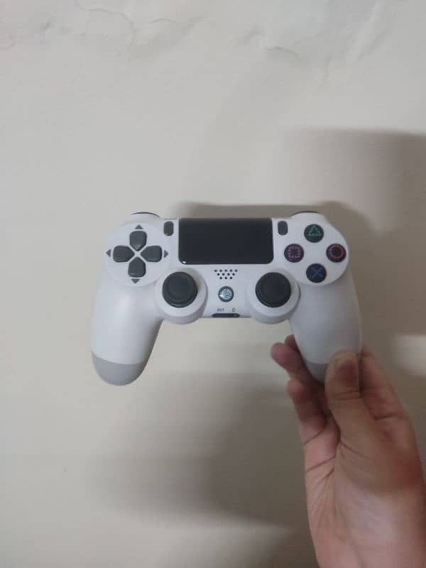 PS4 controllers 1