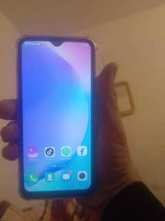 vivo y17 demand 15000 8gb ram 256 gb room