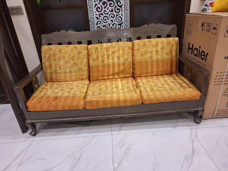 wooden sofa 0