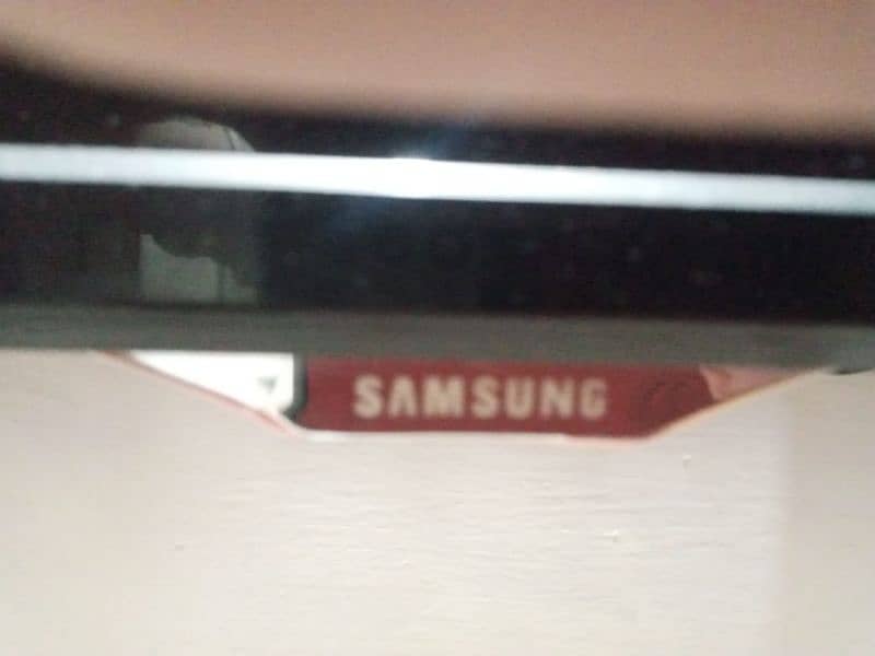 Samsung 32 InCH LED 2