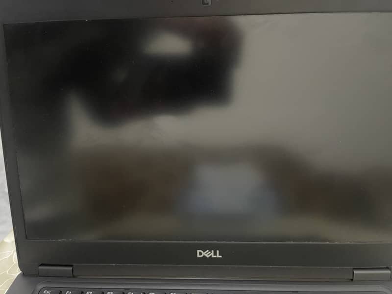 DELL LATTITUDE CORE I5 8th GENERATION, 8gb RAM 128gb ROM SSD 3