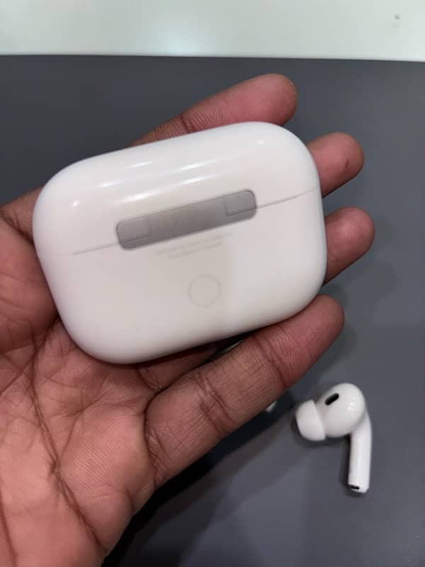 airpods pro 4