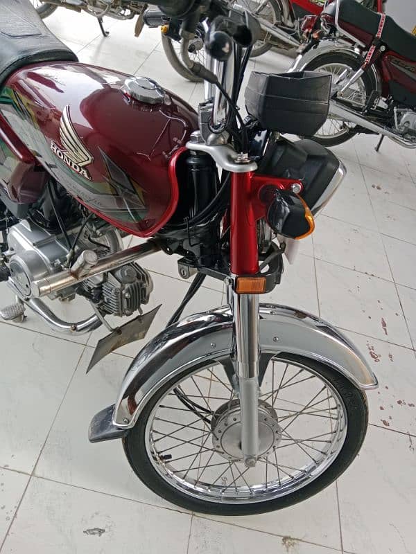 Honda cd 70 urgent for sale 2022/23 model 12