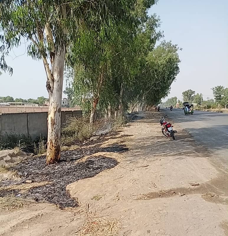 22 Kanal Plot for SALE on Multan road Lahore. 2