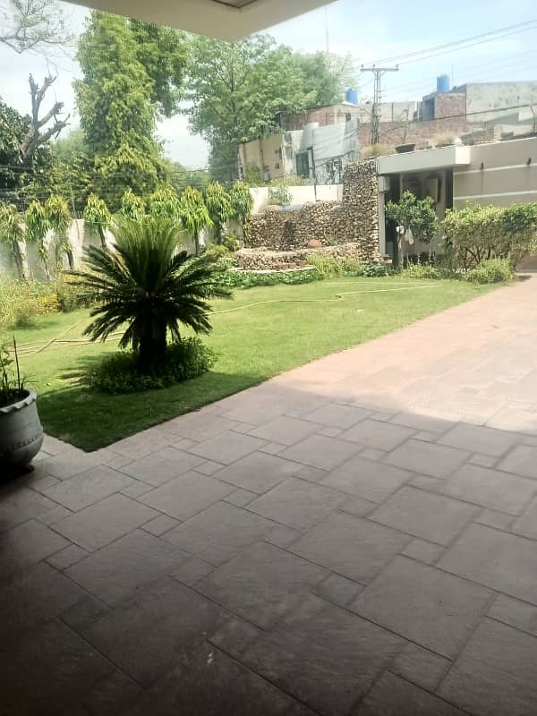 Beautiful Two Kanal House Available For Rent Garden Town Lahore 0