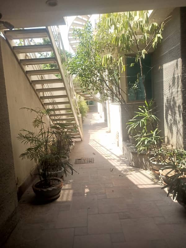 Beautiful Two Kanal House Available For Rent Garden Town Lahore 3