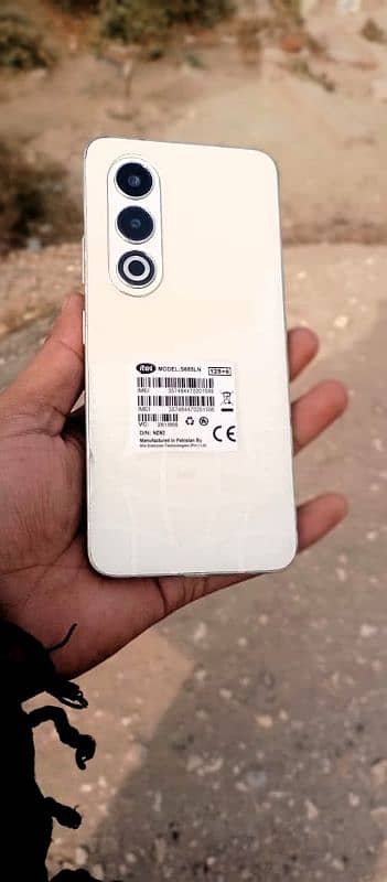 Itel S25 Amoled in Display Finger sensor 10/10  Beutiful look