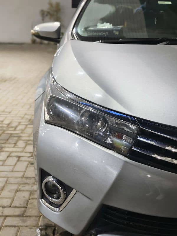 Toyota Corolla Altis 2015 3