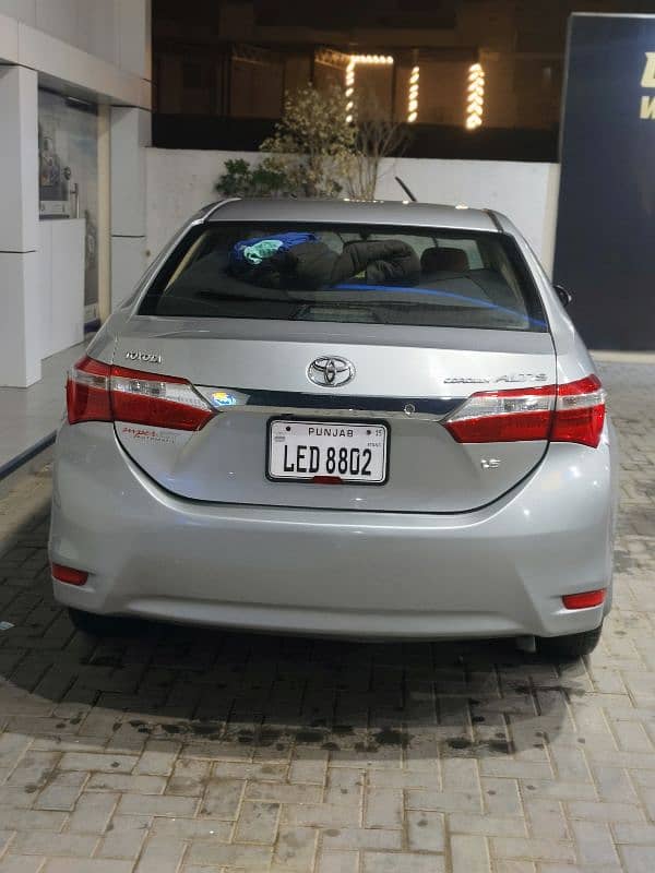 Toyota Corolla Altis 2015 13