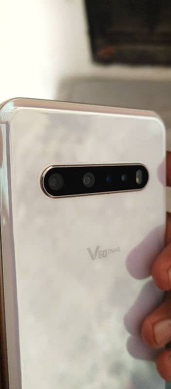 LG v60 single sim 1