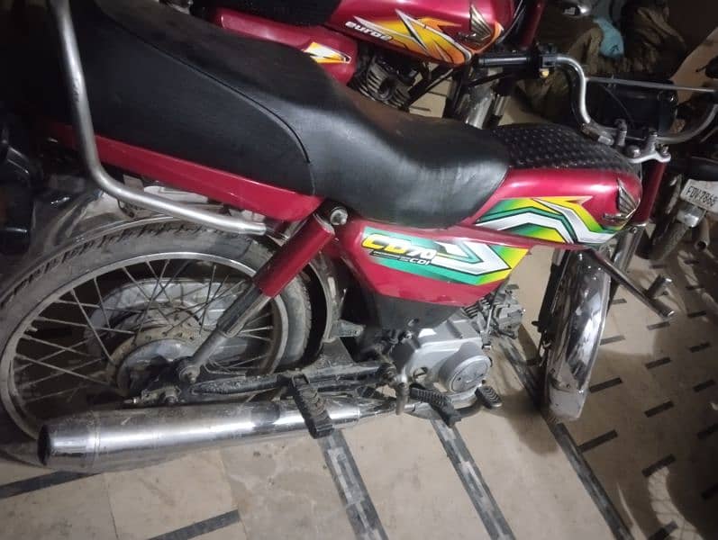 Honda cd 70 2023 wash hony wali ha All documents clear 03217699114 0