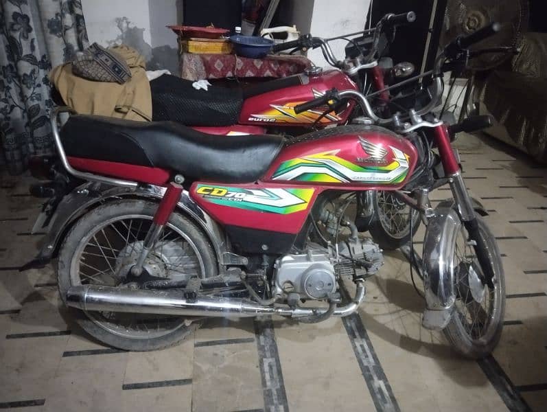 Honda cd 70 2023 wash hony wali ha All documents clear 03217699114 3