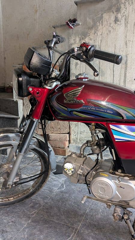 Honda CD 70 2023/24 urgent 0