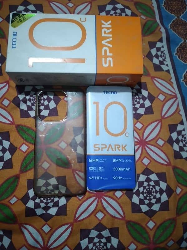 Tecno spark 10c 4+4  128 gb 5