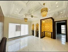 10 Marla House For Sale In Paragon City Lahore