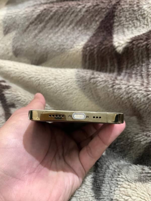 iPhone XR PTA 3