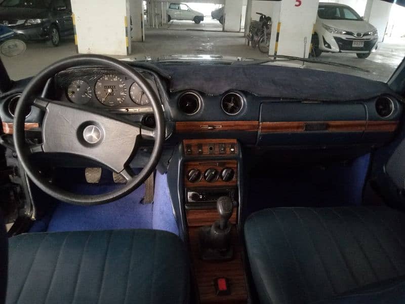 Mercedes classic model urgent sale 7