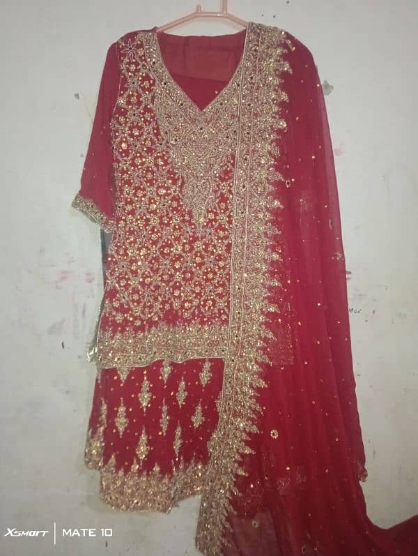 bridal lehnga 0