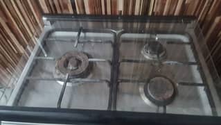 cooking range 3 stoves in good condition