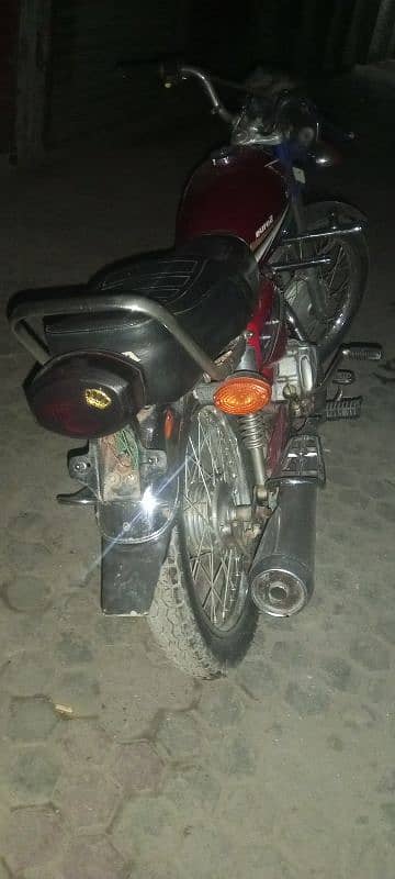 Honda GC125 2014 serious person is nmbr py rabta krain 03018343150 1