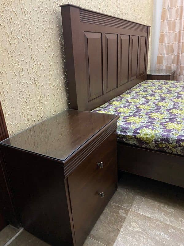 king size bed with dressing and side tables 3