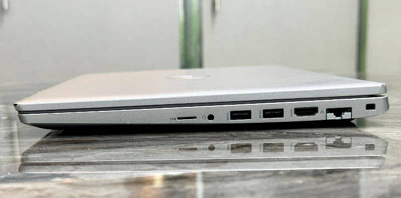 Dell i5-11 Gen 1