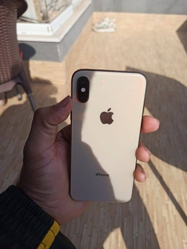 iphone xs with box for sale 1