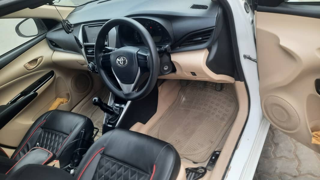 Toyota Yaris 2021GLi Manual in Genuine condition 4