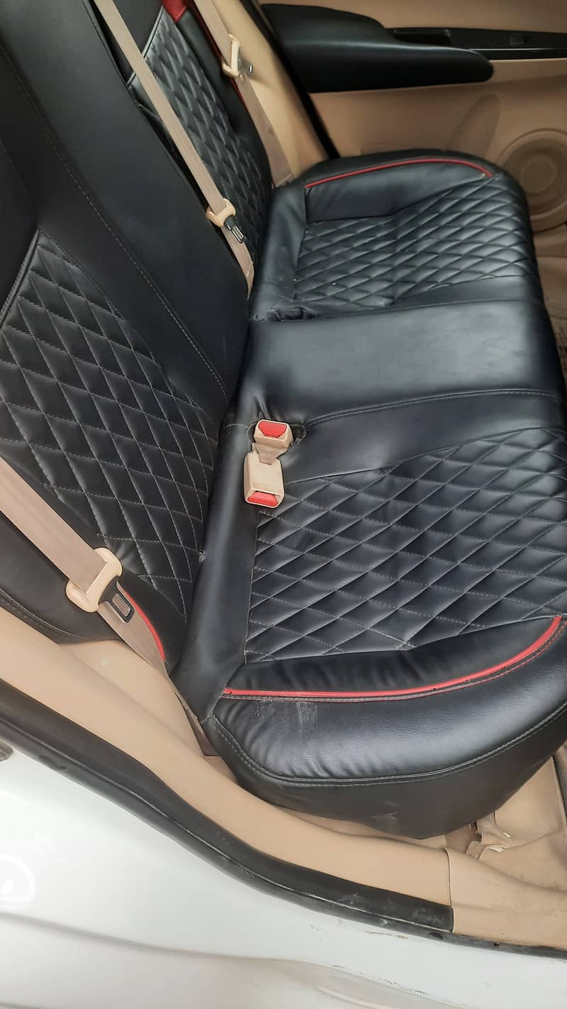 Toyota Yaris 2021GLi Manual in Genuine condition 6