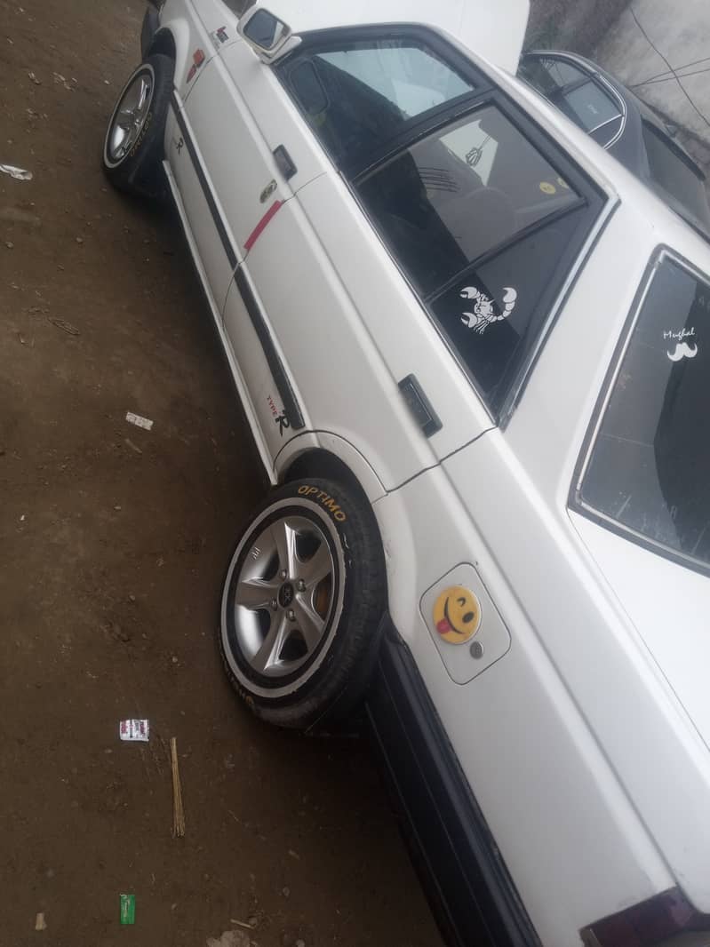 Nissan Sunny 1986 2