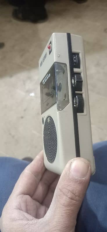 micro cassette recorder 2