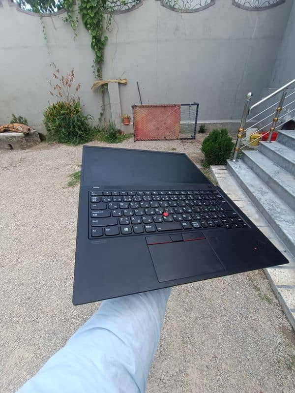 Lenovo Think pad X1 Carbon Cor I7 8 Generation laptop for Sale 3