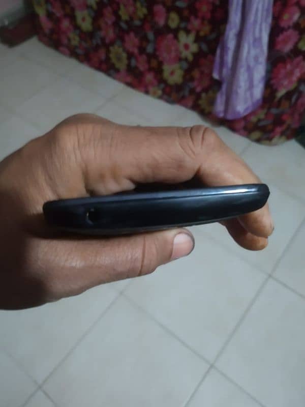 MOTOROLA TURBO (FIXED PRICE) 4