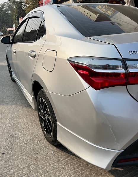 Toyota Corolla Altis 2022 5