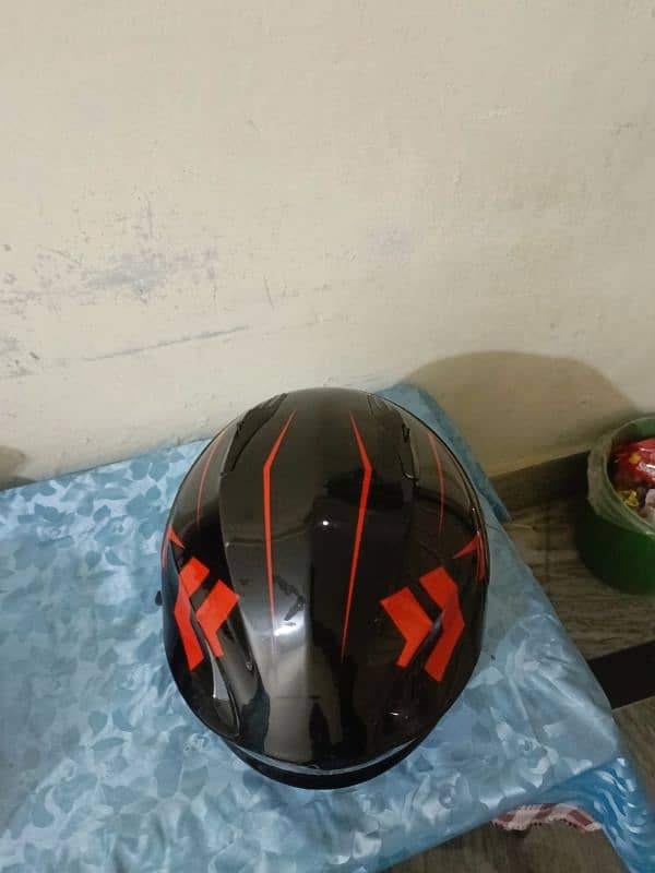 HELMET 4